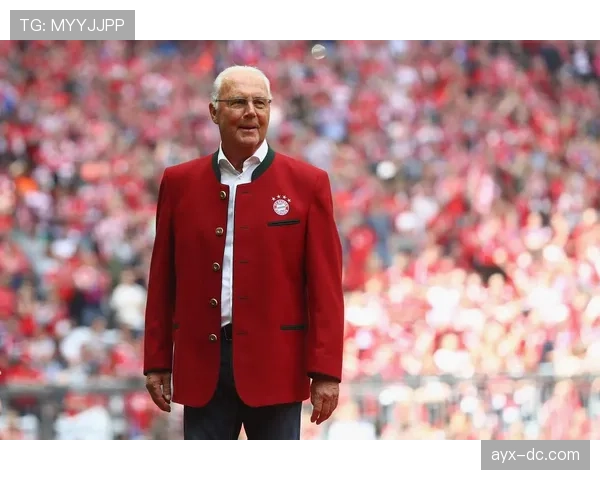 贝肯鲍尔技术全能重塑现代足球战术，引领新一代球员发展新趋势