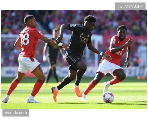 英超得分榜：本赛季射手竞争激烈，积分排名走势清晰