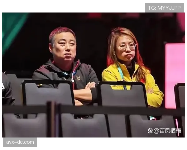 要是刘国梁上综艺，大家第一反应不会是战术而是他那排名牌鞋